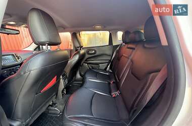Внедорожник / Кроссовер Jeep Compass 2017 в 
