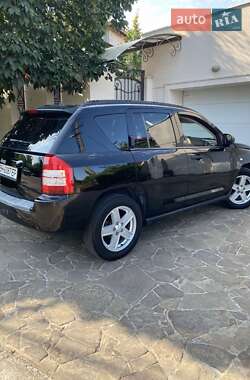 Внедорожник / Кроссовер Jeep Compass 2007 в 