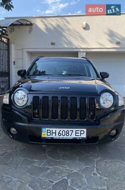 Внедорожник / Кроссовер Jeep Compass 2007 в 