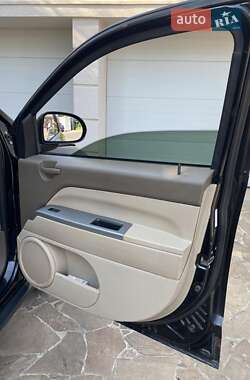 Внедорожник / Кроссовер Jeep Compass 2007 в 
