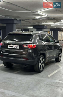 Внедорожник / Кроссовер Jeep Compass 2017 в 