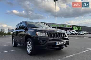 Внедорожник / Кроссовер Jeep Compass 2013 в 