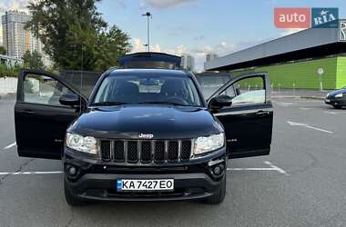 Внедорожник / Кроссовер Jeep Compass 2013 в 