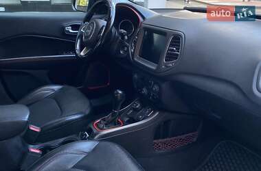 Позашляховик / Кросовер Jeep Compass 2020 в 