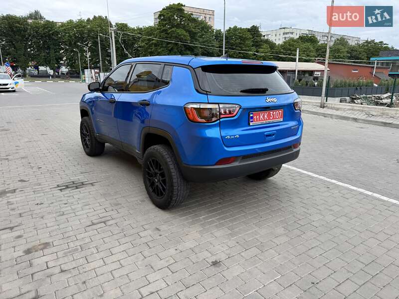 Внедорожник / Кроссовер Jeep Compass 2020 в Ровно
