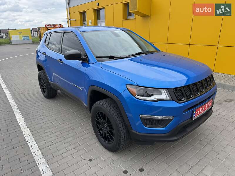 Внедорожник / Кроссовер Jeep Compass 2020 в Ровно