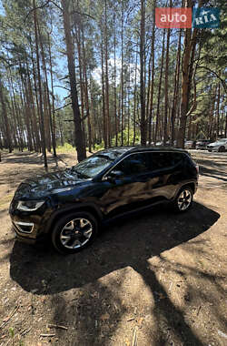 Внедорожник / Кроссовер Jeep Compass 2018 в 
