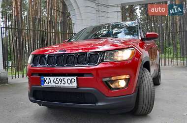 Внедорожник / Кроссовер Jeep Compass 2018 в 