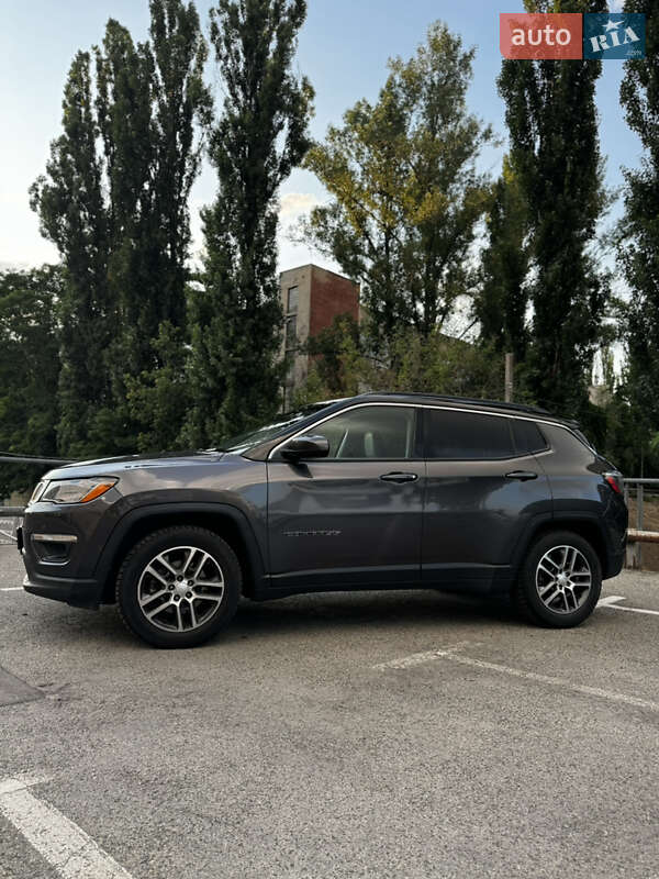 Позашляховик / Кросовер Jeep Compass 2017 в Києві