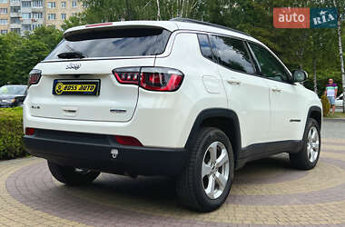 Внедорожник / Кроссовер Jeep Compass 2018 в 