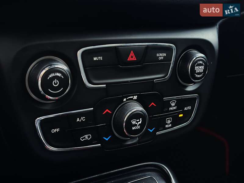 Внедорожник / Кроссовер Jeep Compass 2020 в Киеве