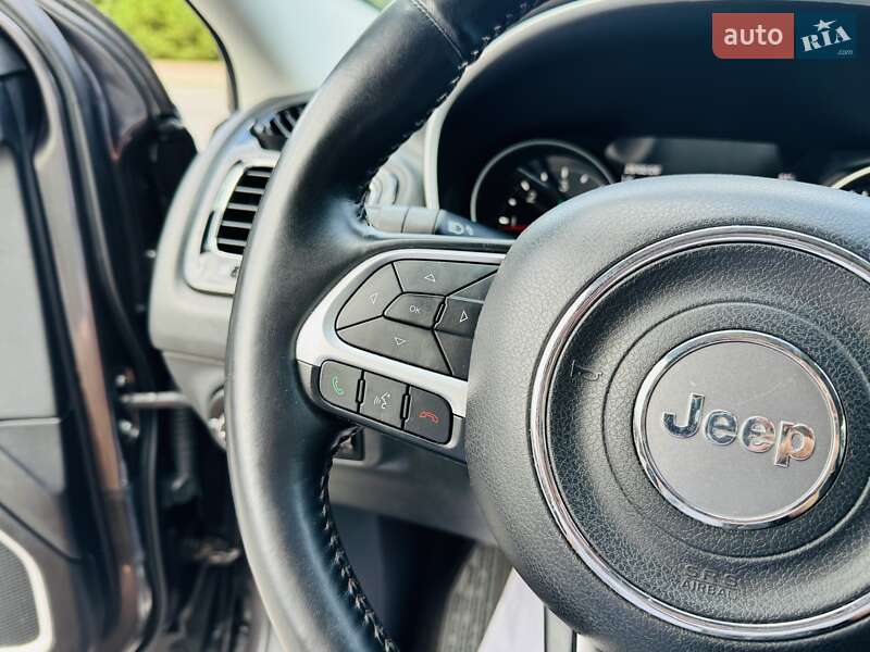 Внедорожник / Кроссовер Jeep Compass 2019 в Киеве