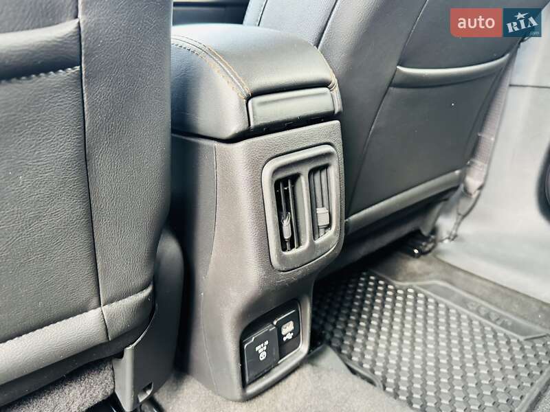 Внедорожник / Кроссовер Jeep Compass 2019 в Киеве
