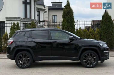 Внедорожник / Кроссовер Jeep Compass 2020 в 