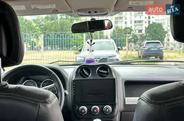 Внедорожник / Кроссовер Jeep Compass 2014 в 