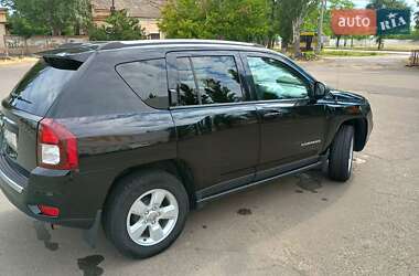 Внедорожник / Кроссовер Jeep Compass 2016 в 