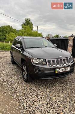 Позашляховик / Кросовер Jeep Compass 2015 в Тячеві