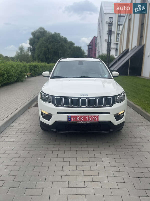 Внедорожник / Кроссовер Jeep Compass 2018 в Киеве