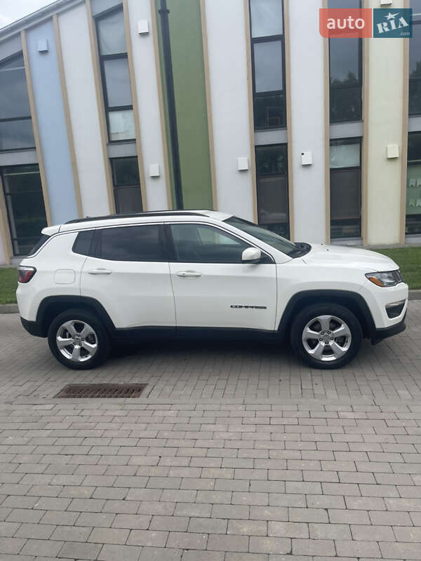 Внедорожник / Кроссовер Jeep Compass 2018 в Киеве