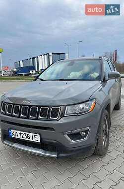 Внедорожник / Кроссовер Jeep Compass 2019 в 