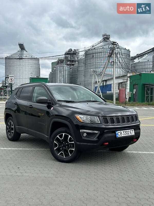 Внедорожник / Кроссовер Jeep Compass 2020 в 