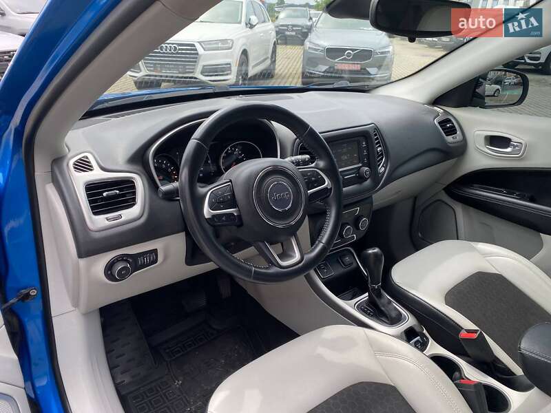 Внедорожник / Кроссовер Jeep Compass 2017 в Львове