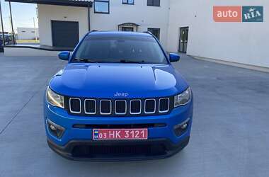 Внедорожник / Кроссовер Jeep Compass 2018 в 