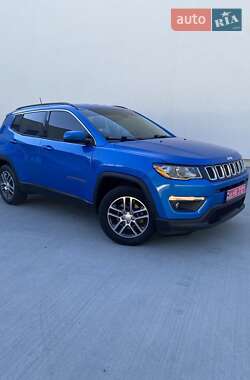Внедорожник / Кроссовер Jeep Compass 2018 в 