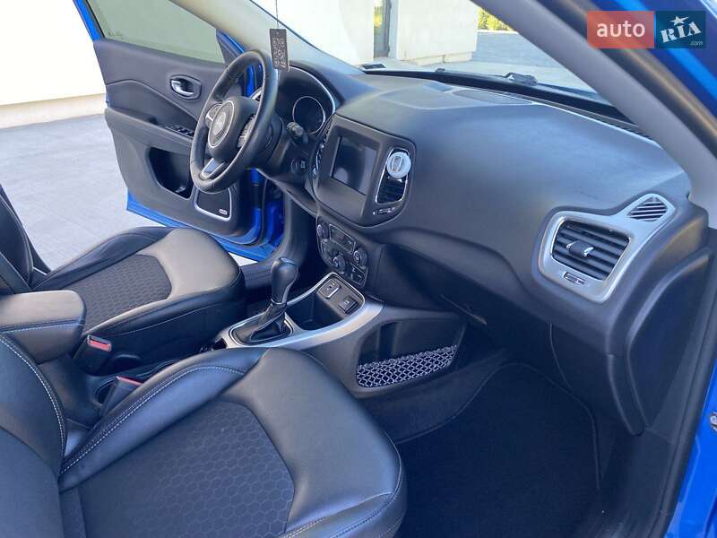 Внедорожник / Кроссовер Jeep Compass 2018 в Луцке