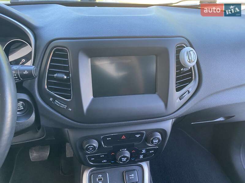 Внедорожник / Кроссовер Jeep Compass 2018 в Луцке