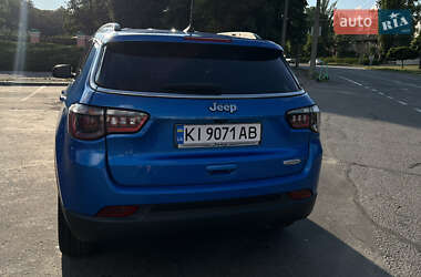 Внедорожник / Кроссовер Jeep Compass 2022 в 