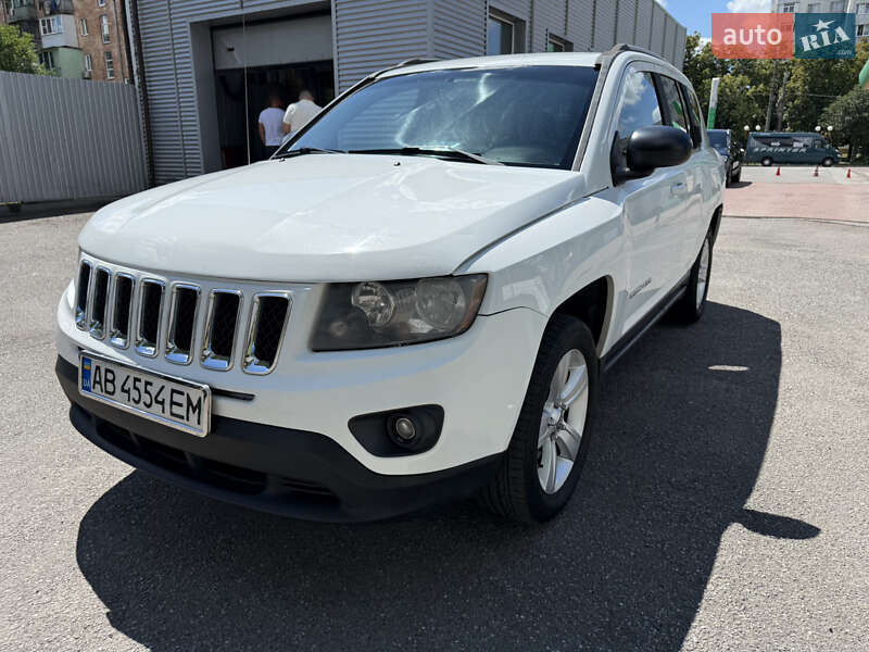 Внедорожник / Кроссовер Jeep Compass 2015 в Виннице