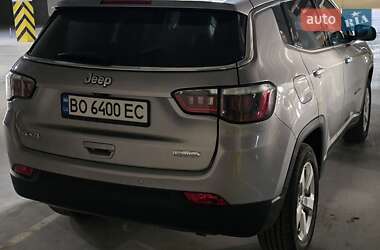 Внедорожник / Кроссовер Jeep Compass 2018 в 