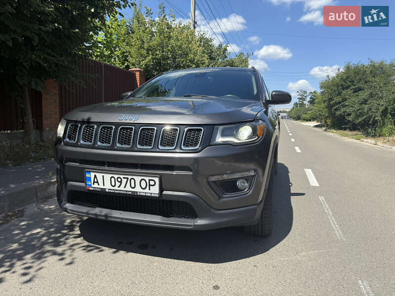 Внедорожник / Кроссовер Jeep Compass 2017 в Киеве