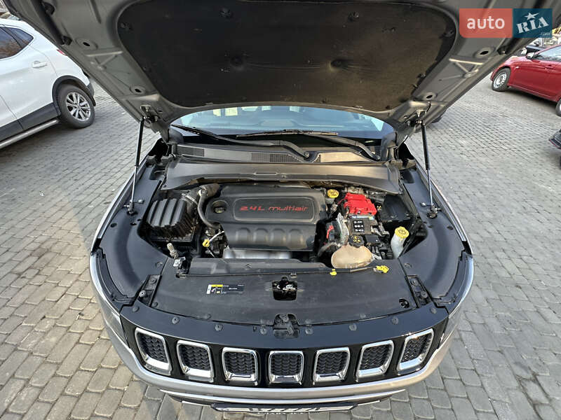 Внедорожник / Кроссовер Jeep Compass 2019 в Львове