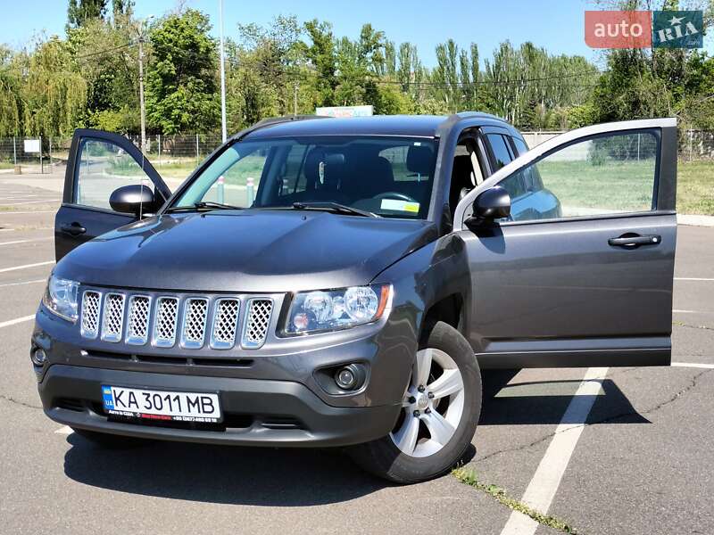 Внедорожник / Кроссовер Jeep Compass 2014 в Кривом Роге