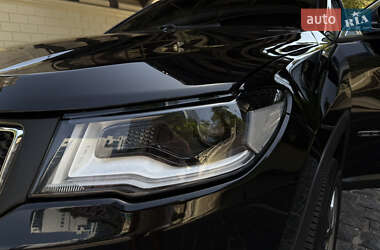 Внедорожник / Кроссовер Jeep Compass 2020 в 