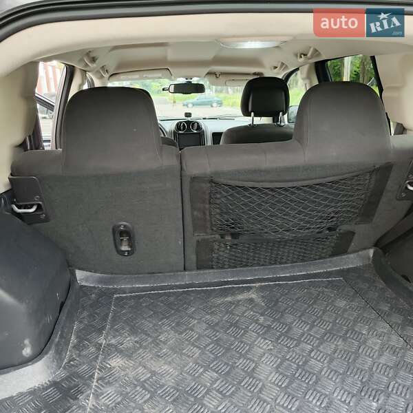 Позашляховик / Кросовер Jeep Compass 2016 в Вишневому фото 15 Позашляховик / Кросовер Jeep Compass 2016 в Вишневому