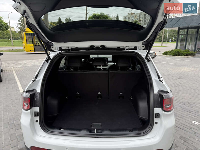 Позашляховик / Кросовер Jeep Compass 2024 в Полтаві фото 28 Позашляховик / Кросовер Jeep Compass 2024 в Полтаві