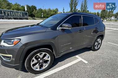 Внедорожник / Кроссовер Jeep Compass 2019 в 