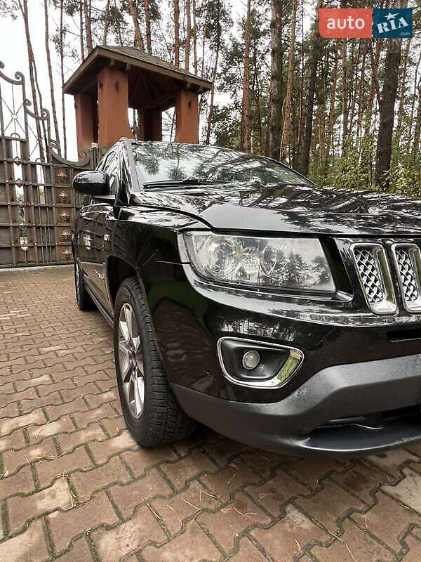 Внедорожник / Кроссовер Jeep Compass 2013 в Львове