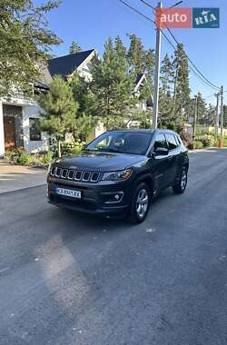 Внедорожник / Кроссовер Jeep Compass 2017 в Киеве