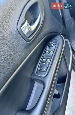 Внедорожник / Кроссовер Jeep Compass 2017 в 