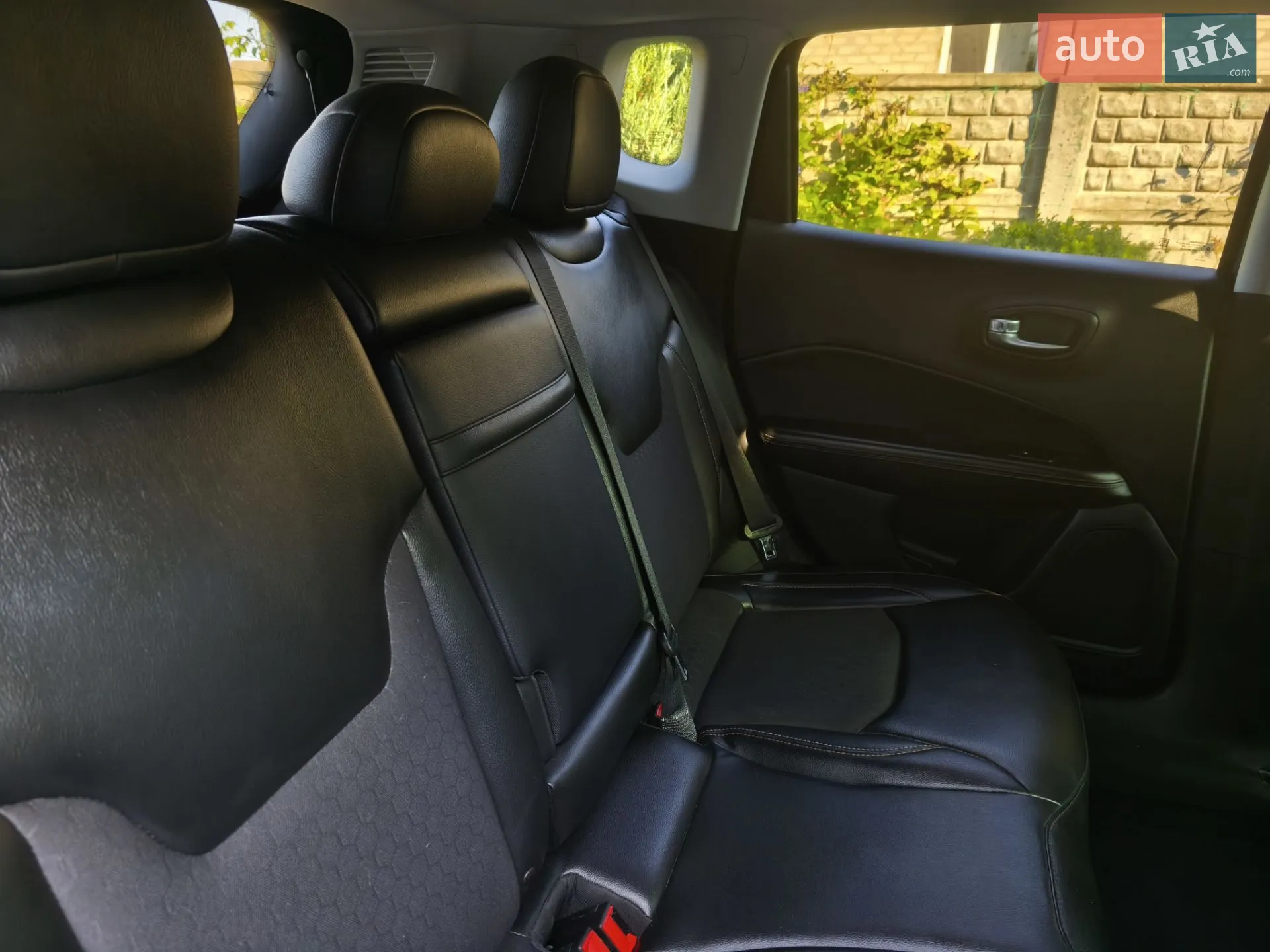 2017 Jeep Compass - мініатюра 9