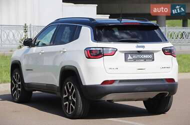 Внедорожник / Кроссовер Jeep Compass 2017 в 