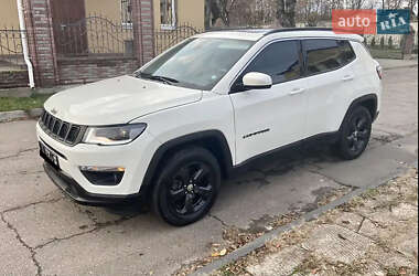 Внедорожник / Кроссовер Jeep Compass 2019 в 