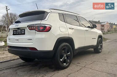 Внедорожник / Кроссовер Jeep Compass 2019 в 