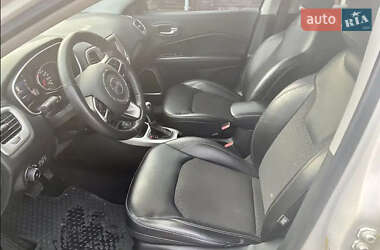 Внедорожник / Кроссовер Jeep Compass 2019 в 
