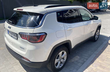 Внедорожник / Кроссовер Jeep Compass 2020 в 