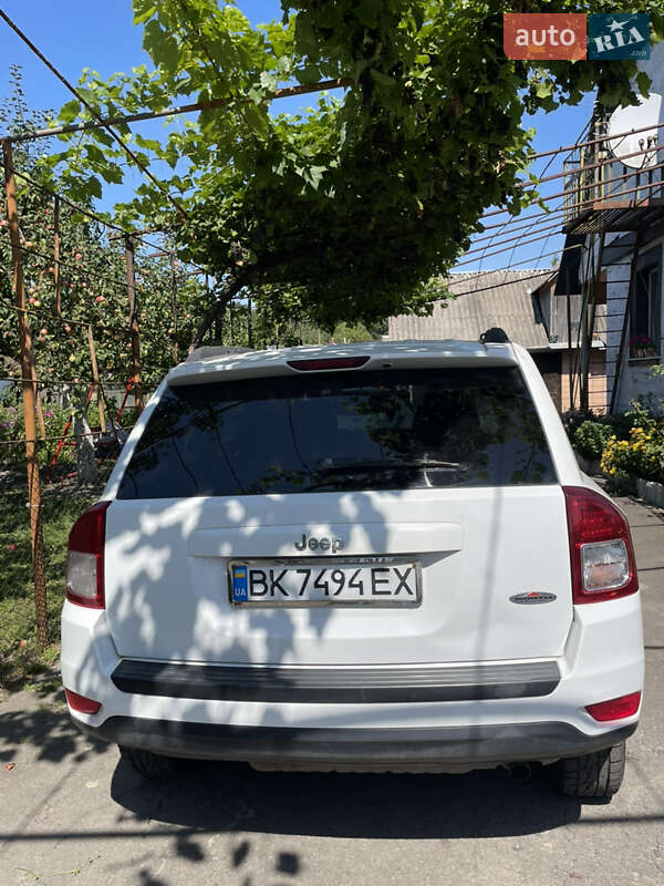 Позашляховик / Кросовер Jeep Compass 2011 в Рівному фото 5 Позашляховик / Кросовер Jeep Compass 2011 в Рівному